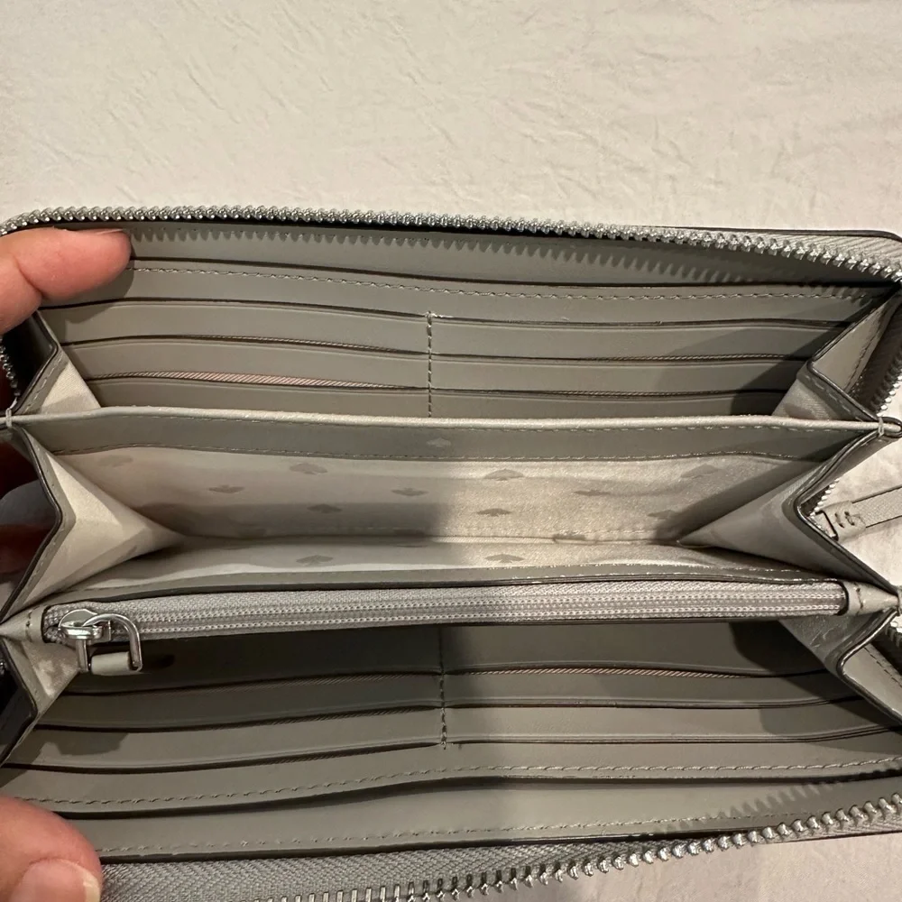 Kate Spade Cameron gray Saffiano leather wallet - Picture 5 of 8